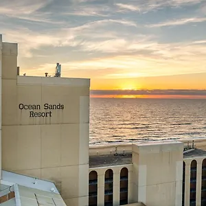 *** Resort Ocean Sands Resort, Oceanfront, Virginia By Vacatia United States