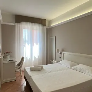hotel-aquila-castelfranco-emilia.emilia-romagnahotels.net/