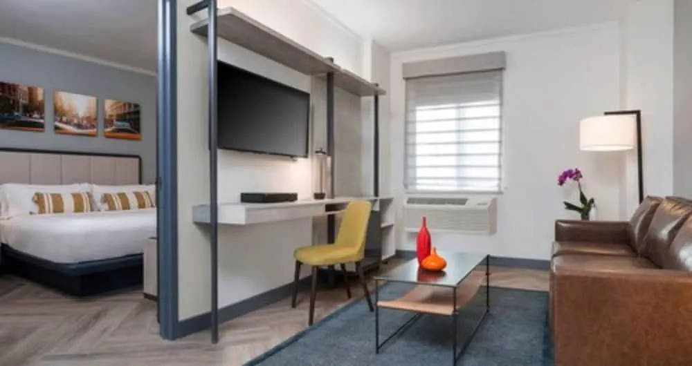 Citadines Connect Fifth Avenue New York Hotel
