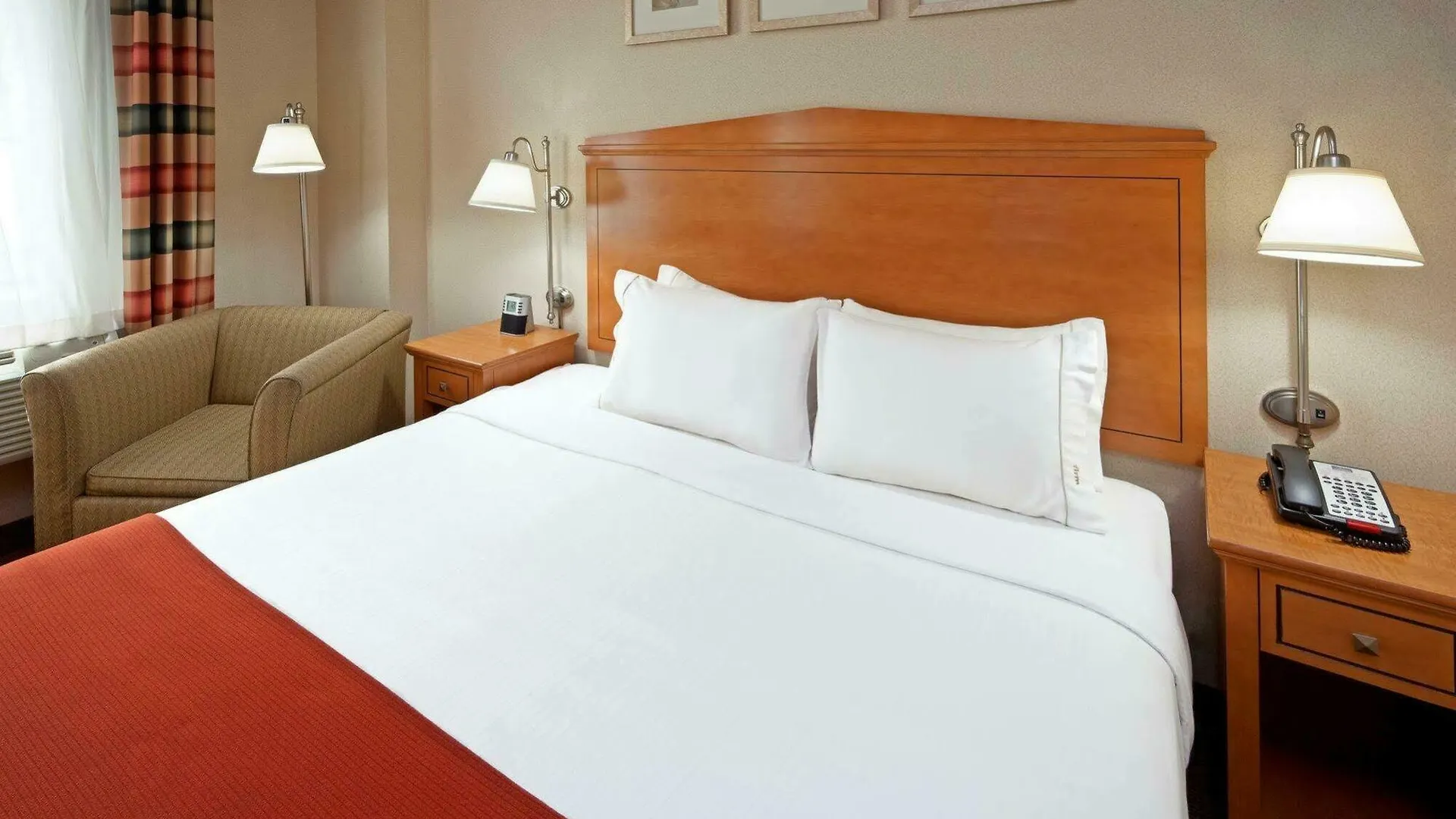 Citadines Connect Fifth Avenue New York Hotel